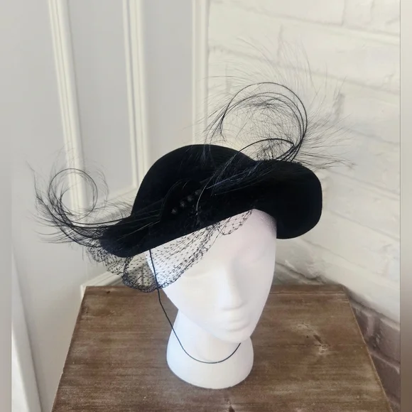 SOLD Vtg 50s Fascinator / Tilt Hat, Coralie, Party, Bead, Ostrich Feather, 7/S - Picture 5 of 11